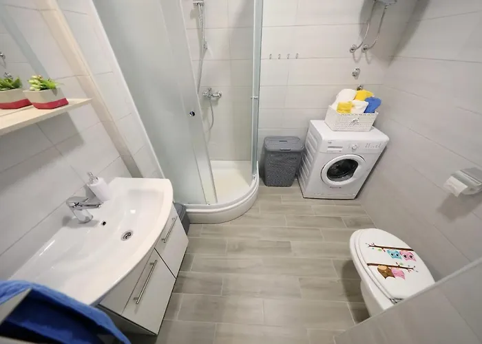 Apartament Center 3 *