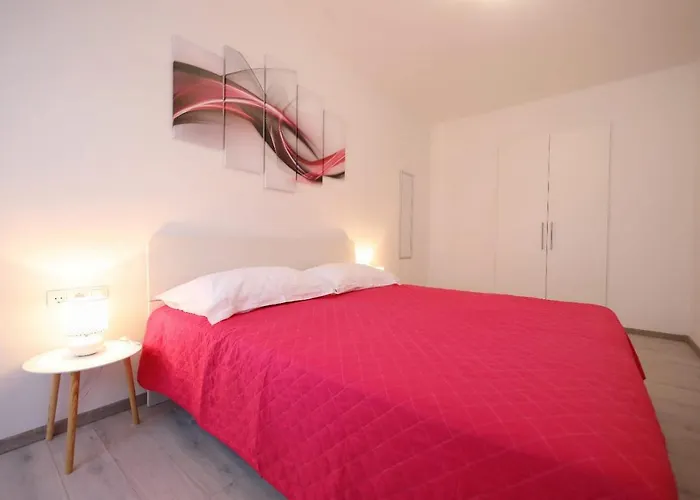 Center 3 Apartament *