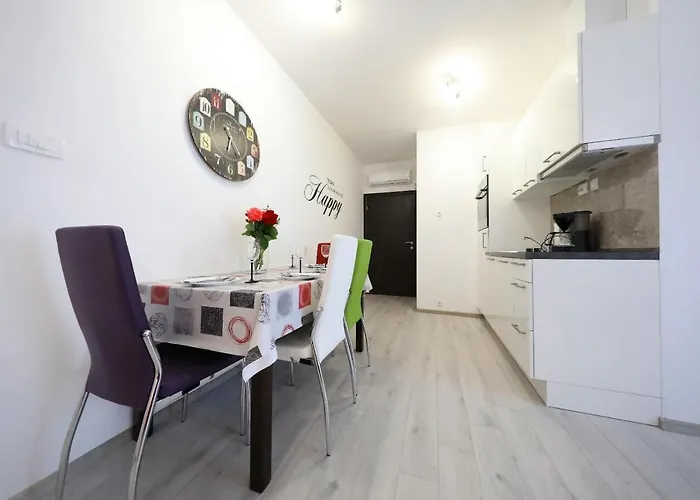Center 3 * Bibinje