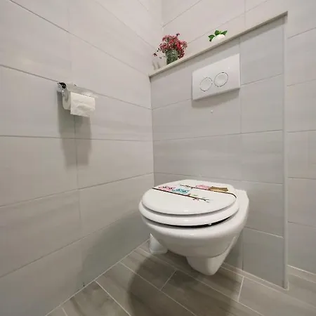 Center 3 * Bibinje
