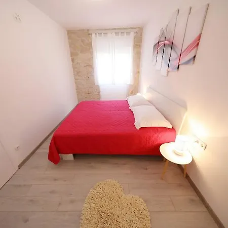 Center 3 *