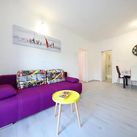 Apartment Center 3 Bibinje