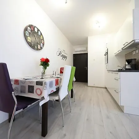 Center 3 * Bibinje