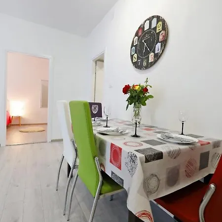 Center 3 Apartmán *